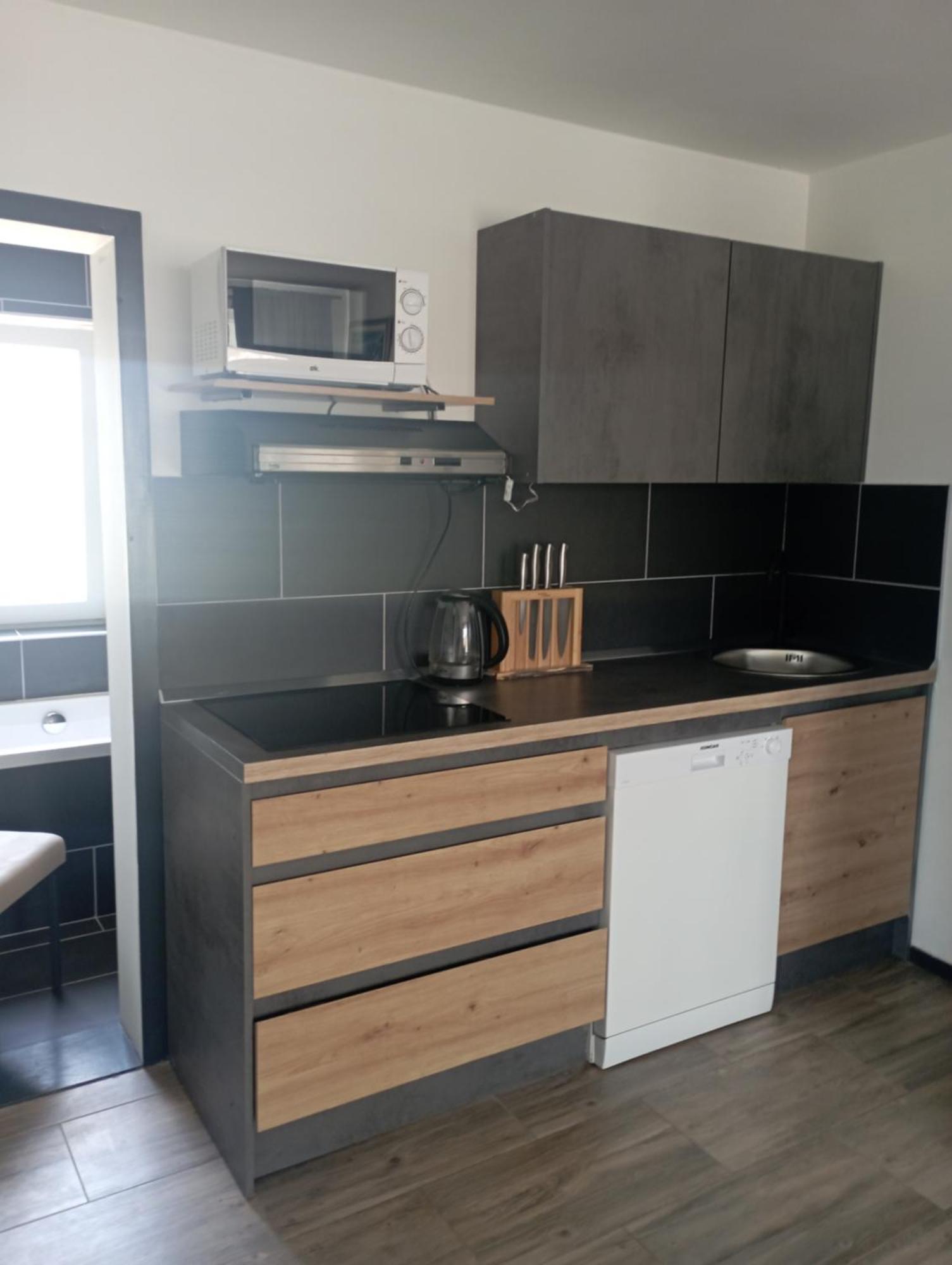 Apartments Frigan 마슬레니차 외부 사진
