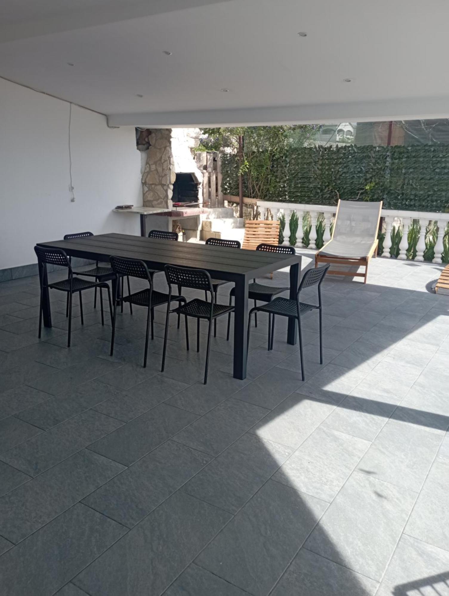 Apartments Frigan 마슬레니차 외부 사진