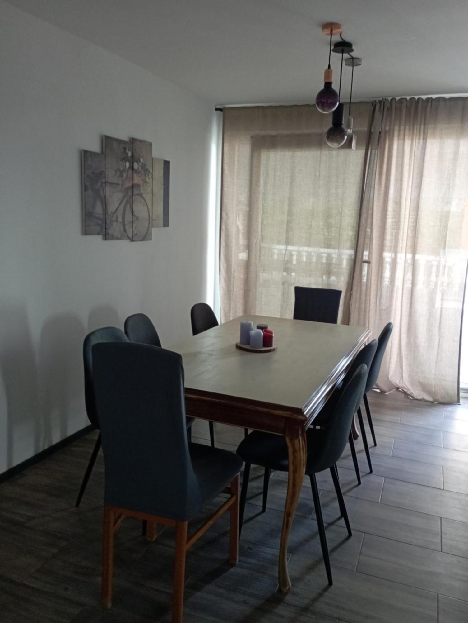 Apartments Frigan 마슬레니차 외부 사진
